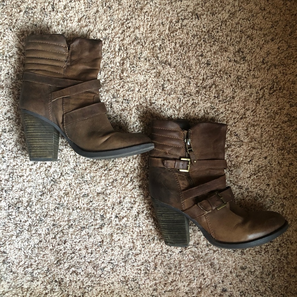 Steve Madden Raleighh Leather Ankle Booties Cognac